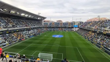 Estadio Nuevo Mirandilla, JP Financial en ese momento.
