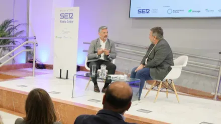 El alcalde de Rota en un momento de su intervención en la Cadena SER.