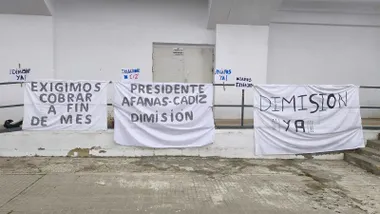 Última protesta de la plantilla de Afana exigiendo la dimisión del presidente. Foto: Eulogio García.
