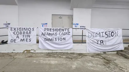 Última protesta de la plantilla de Afana exigiendo la dimisión del presidente. Foto: Eulogio García.