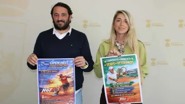 delegada municipal de Deportes, Isabel Butrón, y el gerente de Heit Academy, Nacho Rodríguez, portan el cartel del evento en las manos.