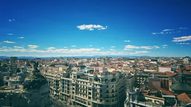 Cómo guardar tu equipaje mientras exploras una ciudad