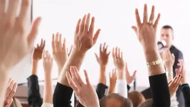 Reunión cultural activa