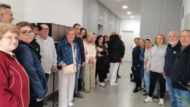 De los abrazos con Juanma Moreno a la humedad y el moho: así están 60 viviendas de Matadero año y medio después