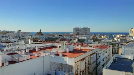 Azoteas de Cádiz en un día completamente despejado. Foto: José Luis Porquicho Prada.Azoteas de Cádiz en un día completamente despejado. Foto: José Luis Porquicho Prada.