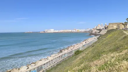 Cáidz va a vivir un fin de semana de calor prácticamente veraniego. Foto: José Luis Porquicho Prada.