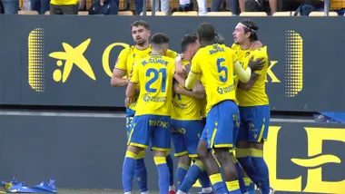 Los jugadores del Cádiz CFcelebran el 1-0 provisional ante la UD Las Palmas. Foto: Cádiz CF.