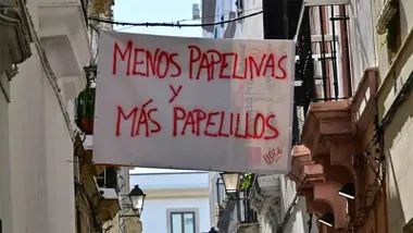 Santa María se llena de pancartas contra la droga: el 11006 vuelve a alzar la voz en sus calles