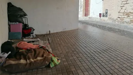 Pertenencias de una persona sin hogar en Cádiz