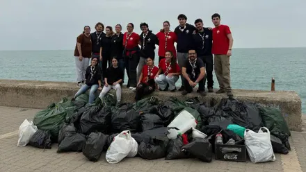 Otros 244 kilos de basura recigidos en la Punta de San Felipe: la limpieza vuelve a evidenciar el problema en Cádiz
