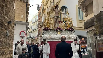 El Resucitado camino a la Catedral en 2025. Foro: Archicofradía de la Columna.