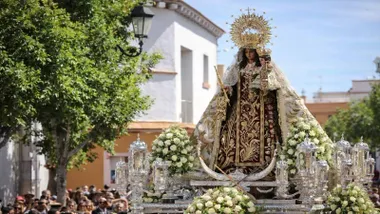 Procesión de la Virgen del Carmen en las calles de San Fernando por el 125 aniversario.