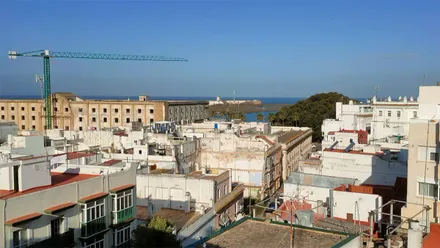 Cielo despejado en la Caleta este 16 de mayo. Foto: José Luis Porquicho Prada.