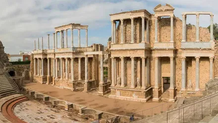 Ruinas del Teatro Romano de Mérida, se observan bien los detalles y como erra siglos atrás.
