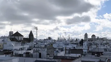 Así termina el puente de mayo en Cádiz: sol, nubes y una semana tranquila antes de otro posible cambio