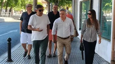 El PSOE acusa a Bruno García de dar "otro bandazo" con el aparcamiento y le recuerda las 1.240 plazas prometidas en campaña