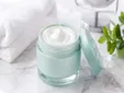 La maquilladora que prueba decenas de cosméticos lo tiene claro: esta es la crema de Mercadona que siempre recomienda