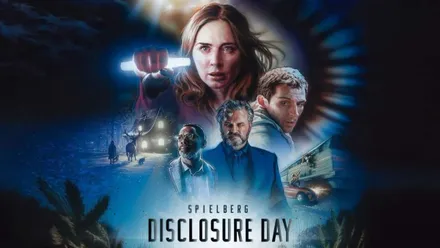 Protagonistas de la película "El Día de la Revelación" en un collage para el cartel. Destacan los tonos azulados.