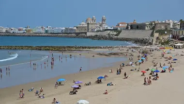 Imagen de la playa de Santa María del Mar este viernes 19 de junio. Foto: Eulogio García