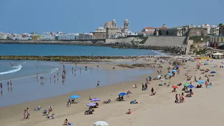 Imagen de la playa de Santa María del Mar este viernes 19 de junio. Foto: Eulogio García