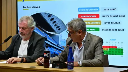 Manuel Vizcaíno y Pepe Mata presentan la campaña de abonos en una rueda de prensa en la que ha llamado la atención la ausencia del vicepresidente Rafael Contreras. Foto: Eulogio García.