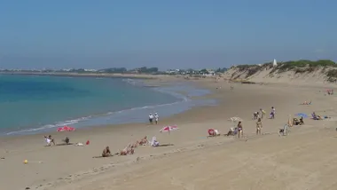 Orilla de la playa de Punta Candor.