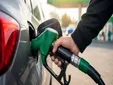 La OCU revela las gasolineras donde puedes ahorrar hasta 300 euros al año al repostar