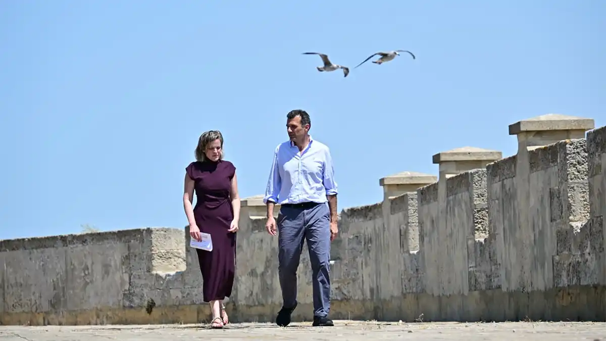 Bruno García y Maite González en la reapertura del paseo superior del Baluarte de Candelaria. Foto: Eulogio García.