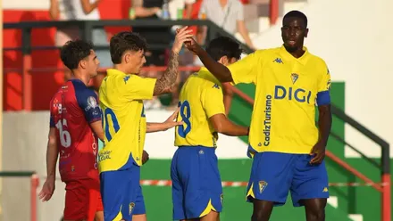 El Cádiz CF logró una goleada en su estreno en pretemporada ante el Barbate. Foto: Cádiz CF.