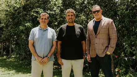 Contreras, Idiakez y Septien en el primer encuentro oficial del presidente con el técnico cadista. Foto: Cádiz CF.