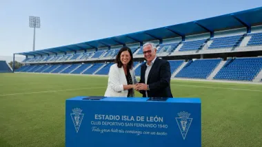Imagen montada de la alcaldesa, Patricia Cavada, y Jorge Fradeja,