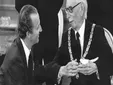 45 años después de su muerte, José María Pemán vuelve a estar en el centro del debate en Cádiz