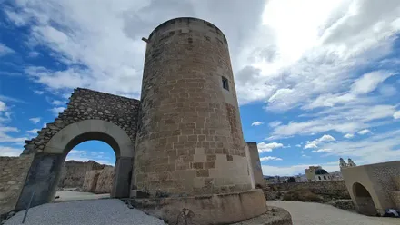 El Castillo-Palacio de Elda, una de las paradas de la ruta para los aficionados del Cádiz CF que viajen a la ciudad.. Foto: Ayuntamiento de Elda.