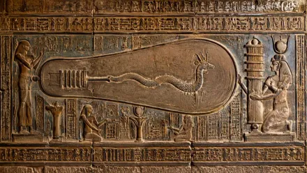 "Lámpara de Dendera" en un bajorrelieve.