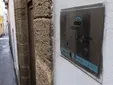 Cucarachas, ratas y dos cunas donde no cabe un armario: la vida de una madre con dos niños de 2 años en un piso de Procasa