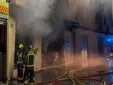 Un incendio de madrugada obliga a desalojar un bloque en San Fernando: una mujer de 102 años tuvo que ser evacuada a pulso