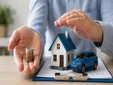 La OCU pide un cambio en los seguros que puede afectar a tu bolsillo: las compañías tendrían que devolverte dinero