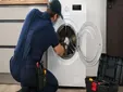¿Se te ha estropeado un electrodoméstico? La OCU avisa de lo que debes hacer antes de llamar a un técnico