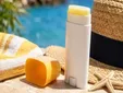 La OCU resuelve la gran duda del verano sobre los protectores solares en stick