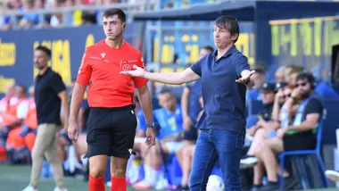El Cádiz CF recibe al Girona con Celades bajo presión y el cadismo empezando a mostrar su impaciencia