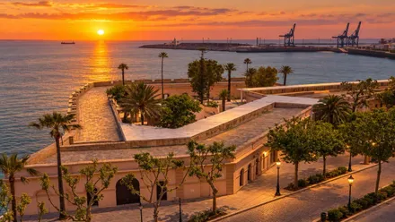 Vista del Baluarte de la Candelaria al atardecer.