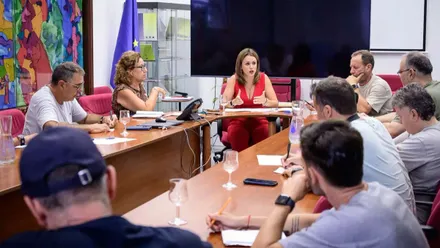 Reunión Pilar Alcina y Verónica Sánchez presidirán los jurados del COAC2027