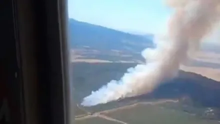 Imagen aérea del fuego en Los Barrios.