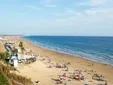 La Guardia Civil pide ayuda para identificar a un hombre de unos 70 años hallado muerto en la playa de La Fontanilla de Conil