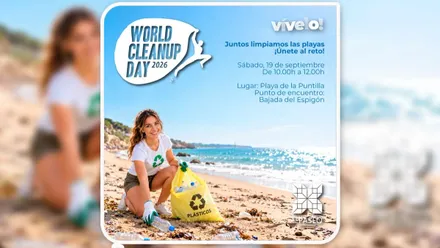 Cartel con el llamamiento a la playa de La Puntilla con una chica recogiendo una botella de plástico de la arena.