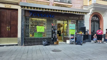 La Papelería Ferreiro cerrará sus puertas este miércoles. Foto: José Luis Porquicho Prada.