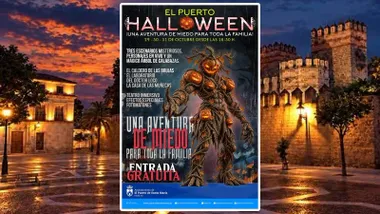 Plaza del Castillo de El Puerto y el cartel de la experiencia de Halloween.