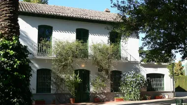 La Huerta San Vicente, casa de verano de los García Lorca y uno de los puntos de esta propuesta de ruta. Foto: Wikipedia.